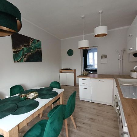 Szmaragdowy Apartament Przy Ulicy Opolskiej Tarnowskie Góry Dış mekan fotoğraf