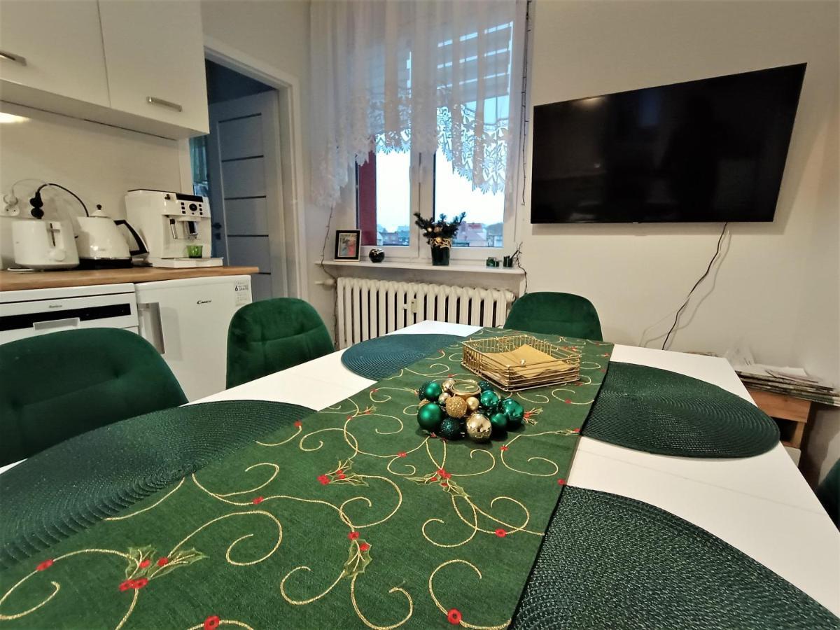 Szmaragdowy Apartament Przy Ulicy Opolskiej Tarnowskie Góry Dış mekan fotoğraf