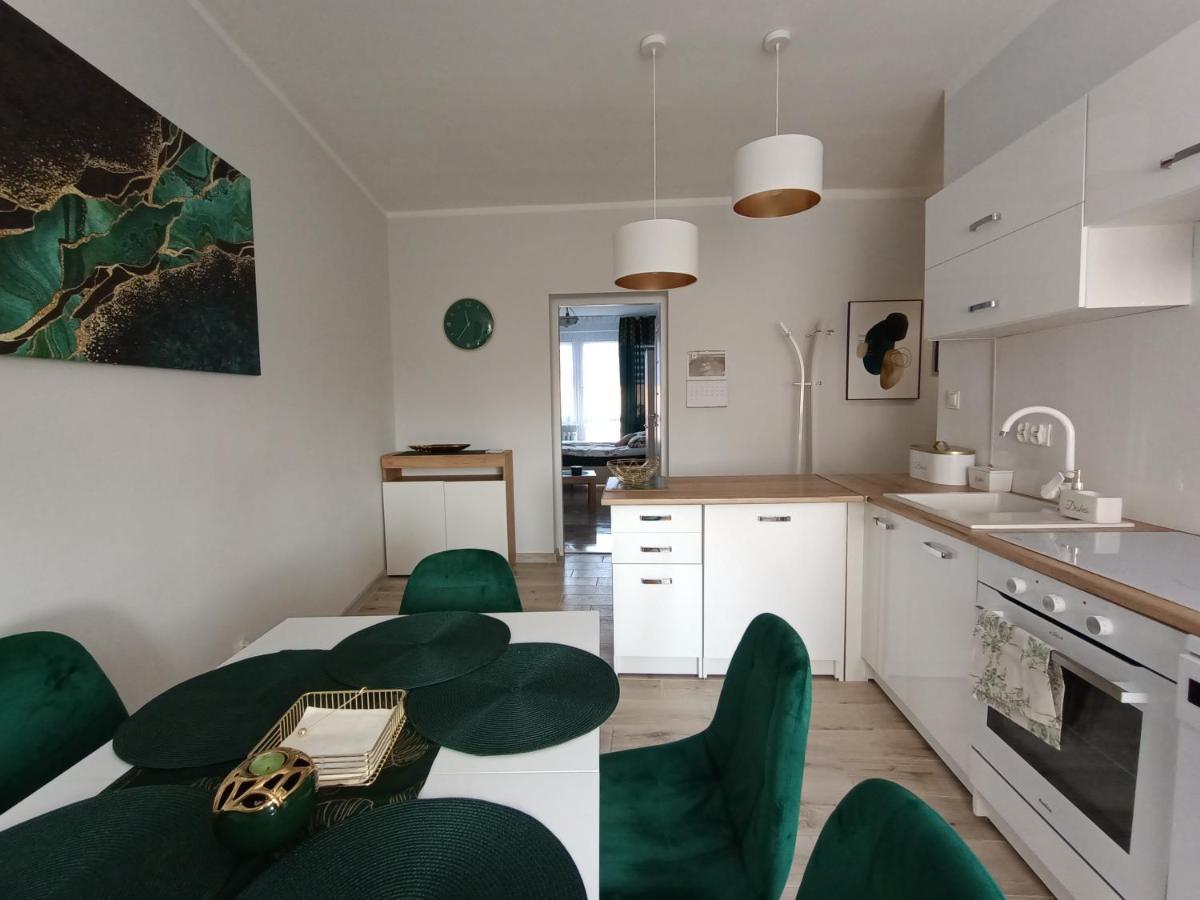 Szmaragdowy Apartament Przy Ulicy Opolskiej Tarnowskie Góry Dış mekan fotoğraf